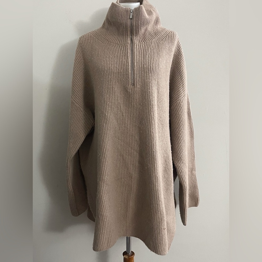 H&M funnel neck chunky sweater fall winter boho chic tan minimalist winter